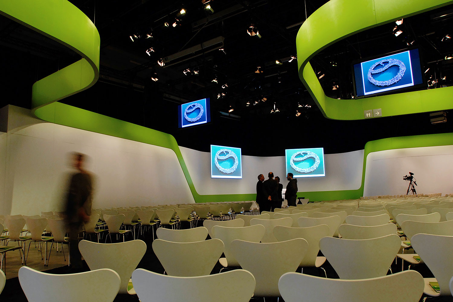 070301_sonyericsson_02